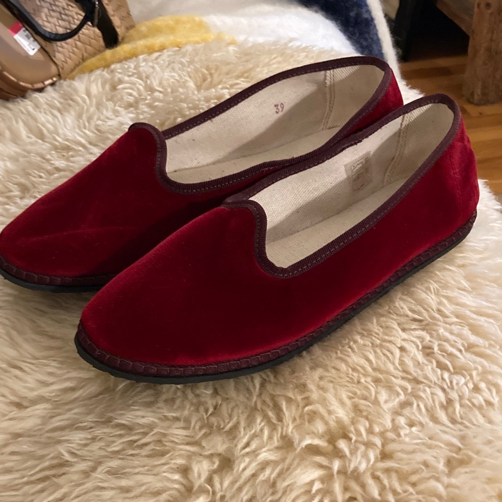 Vibi Venezia red loafers size 39